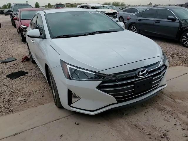 2020 Hyundai Elantra - Image 10