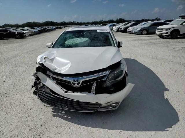 2014 Toyota Avalon - Image 10