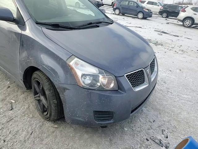 2010 Pontiac Vibe - Image 11