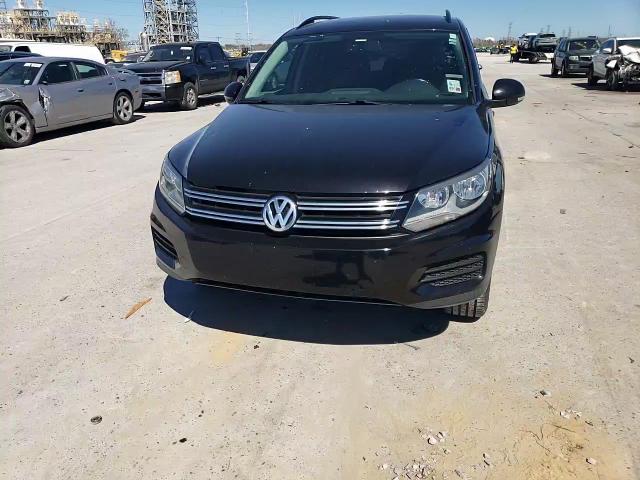 2017 Volkswagen Tiguan - Image 12