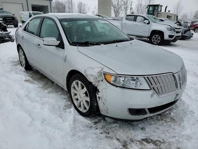 2012 Lincoln MKZ - Image 13