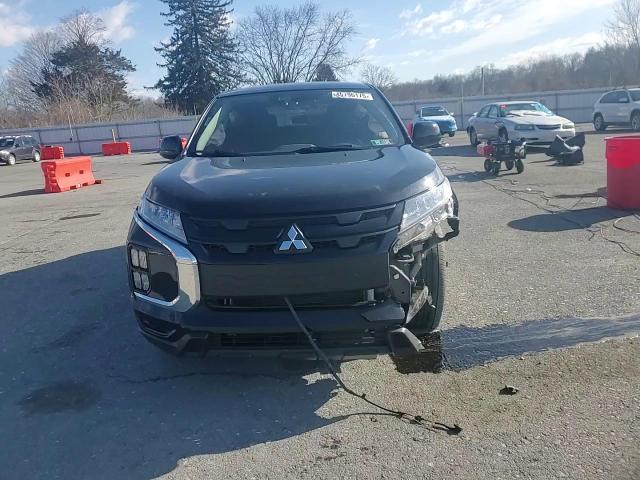 2021 Mitsubishi Outlander - Image 10