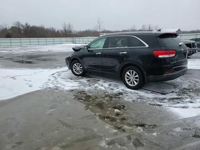 2016 Kia Sorento - Image 12