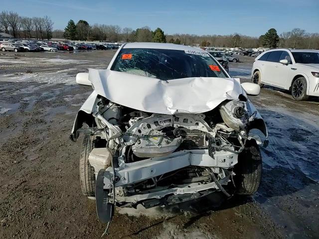 2012 Toyota Yaris - Image 11
