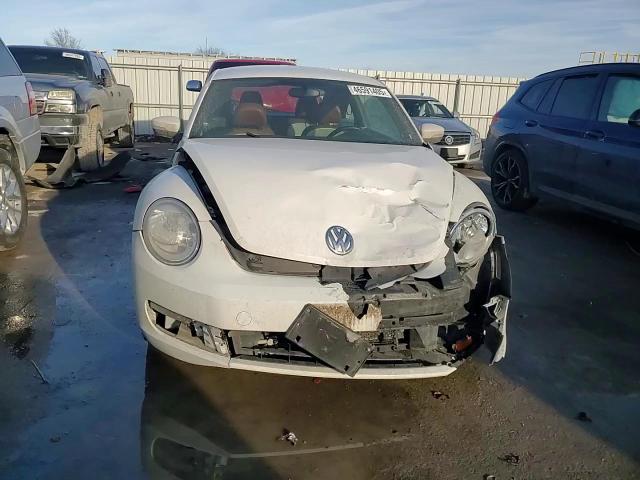 2015 Volkswagen Beetle - Image 11