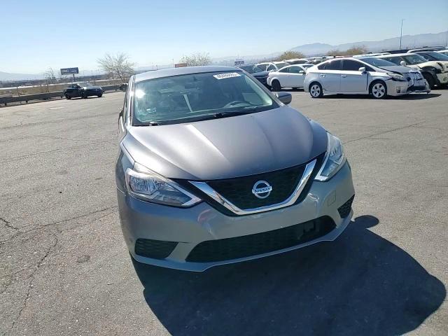 2019 Nissan Sentra - Image 10