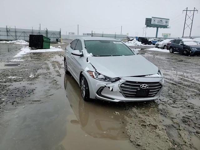 2018 Hyundai Elantra - Image 10