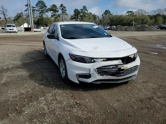 2018 Chevrolet Malibu - Image 11