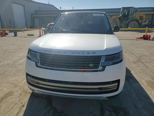2023 Land Rover Range Rover - Image 15