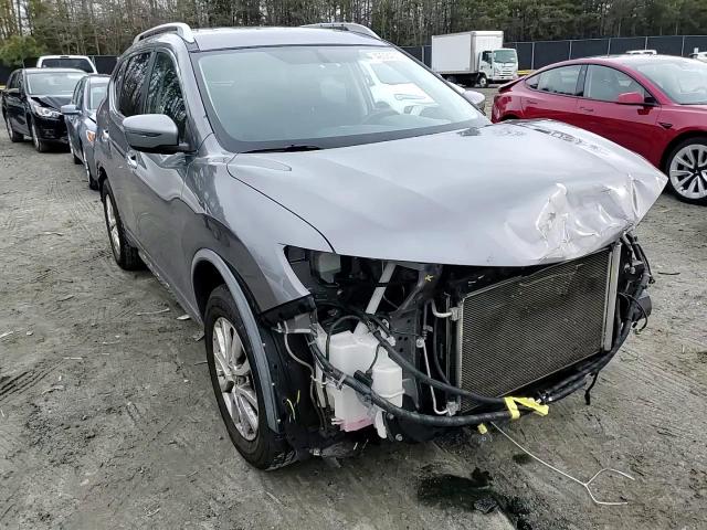 2017 Nissan Rogue - Image 11