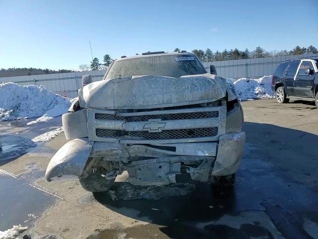 2008 Chevrolet Silverado - Image 10