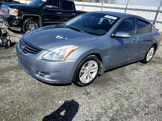 2012 Nissan Altima - Image 13