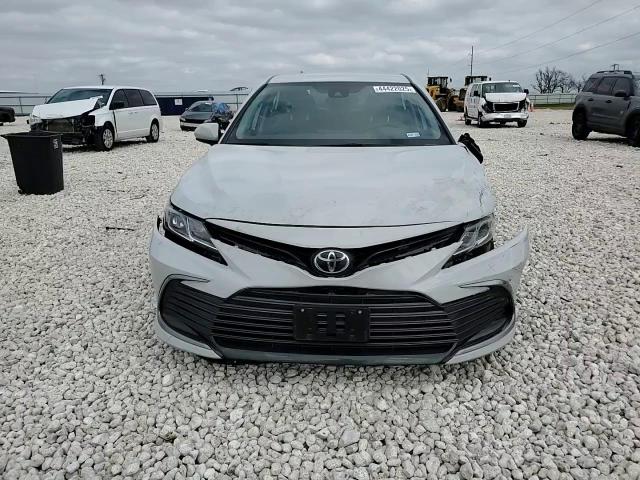 2024 Toyota Camry - Image 11