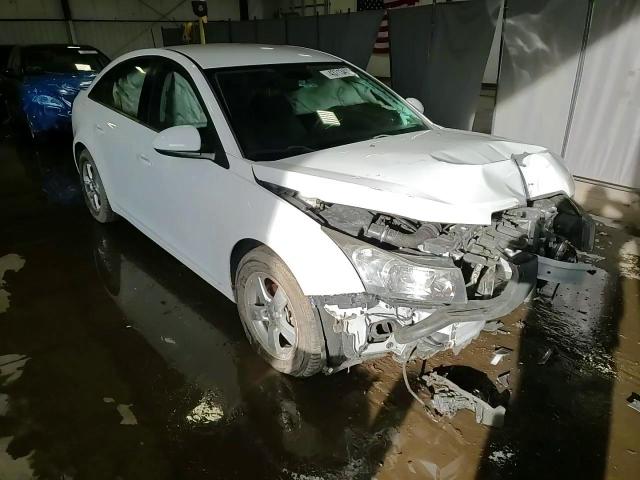 2015 Chevrolet Cruze - Image 13