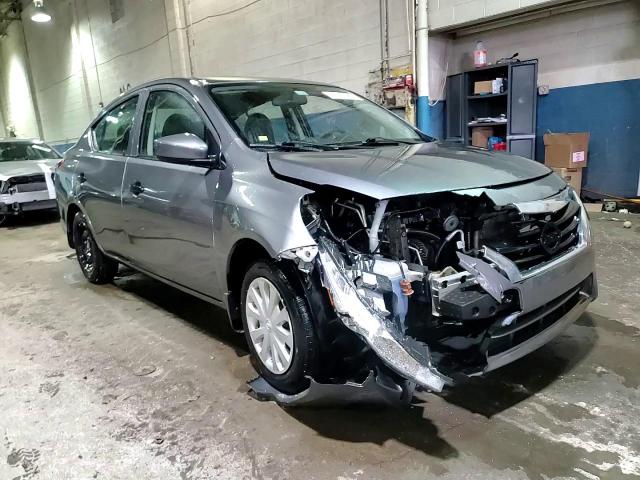 2016 Nissan Versa - Image 13