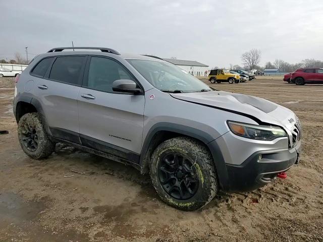 2019 Jeep Cherokee - Image 12