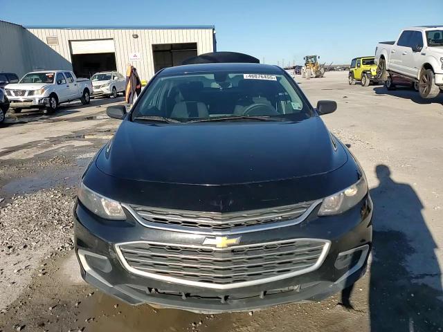 2018 Chevrolet Malibu - Image 13