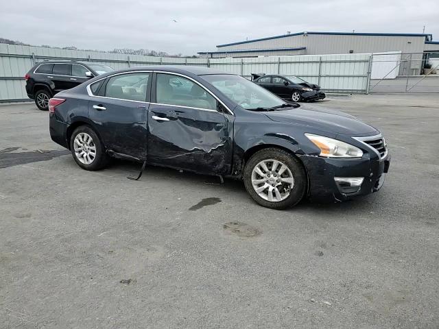 2013 Nissan Altima - Image 11