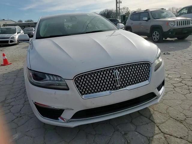 2017 Lincoln MKZ - Image 11