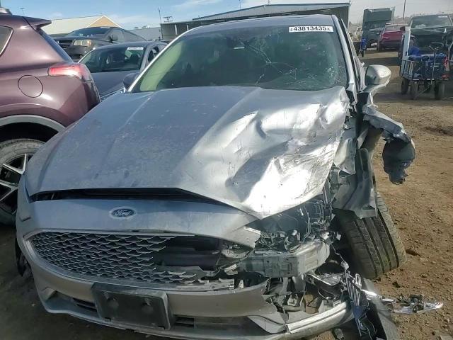 2020 Ford Fusion - Image 11