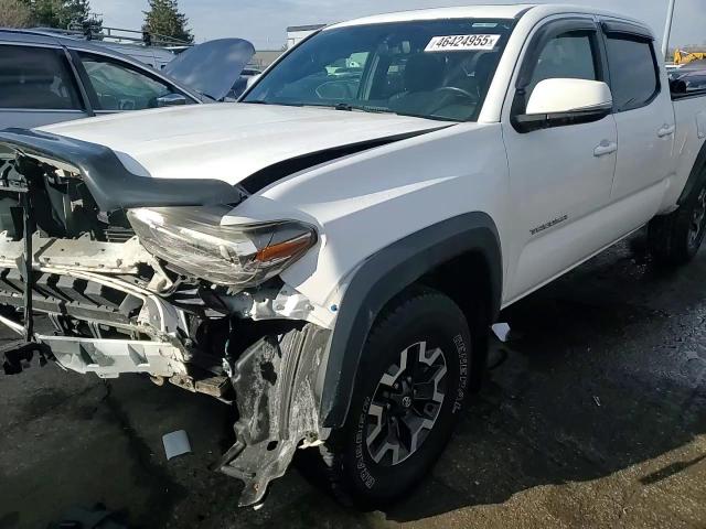 2016 Toyota Tacoma - Image 11
