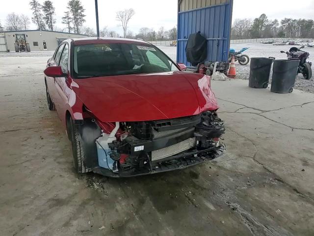 2021 Hyundai Elantra - Image 11