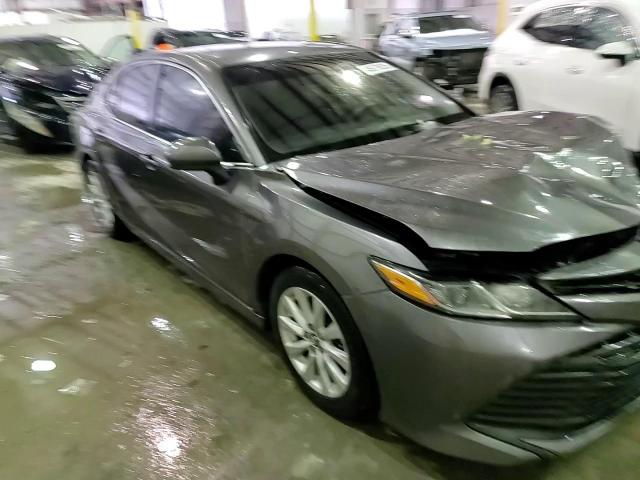 2020 Toyota Camry - Image 13