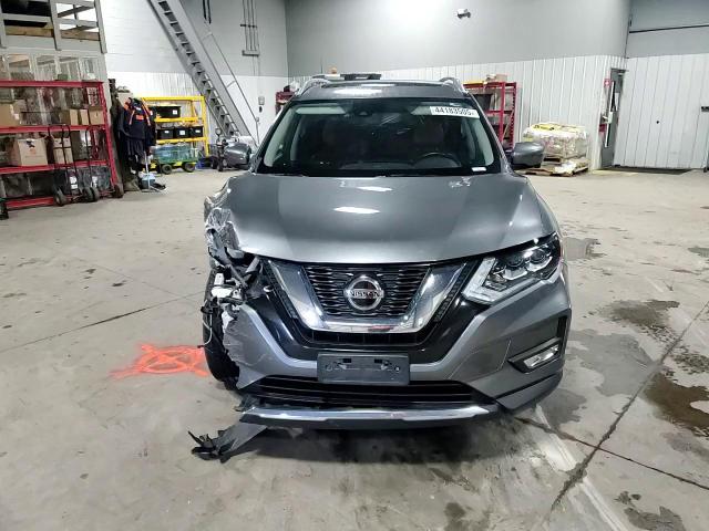 2018 Nissan Rogue - Image 12