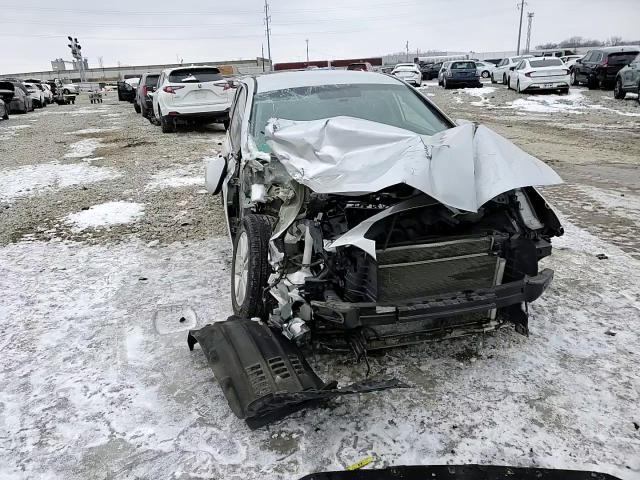 2015 Hyundai Sonata - Image 11