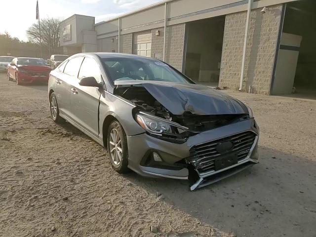 2019 Hyundai Sonata - Image 11