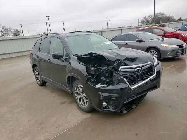 2021 Subaru Forester - Image 12
