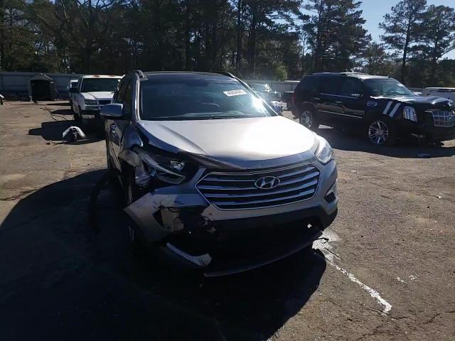 2013 Hyundai Santa Fe - Image 15