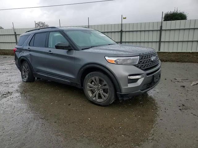 2021 Ford Explorer - Image 12