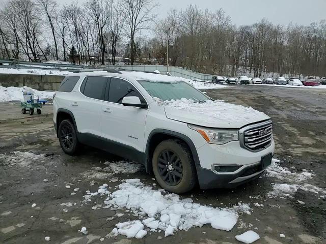 2018 GMC Acadia - Image 11