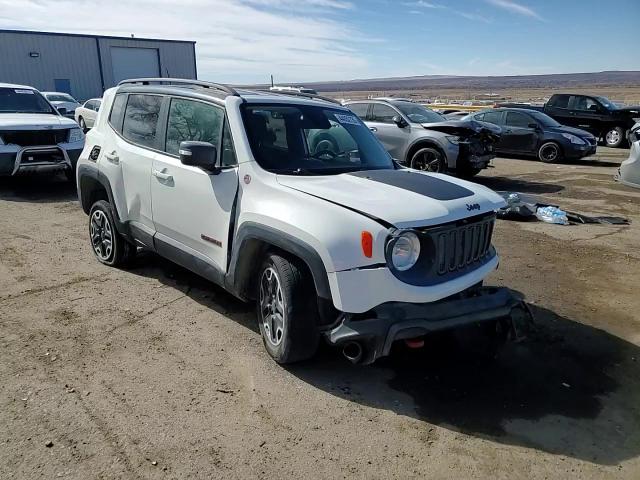 2017 Jeep Renegade - Image 15