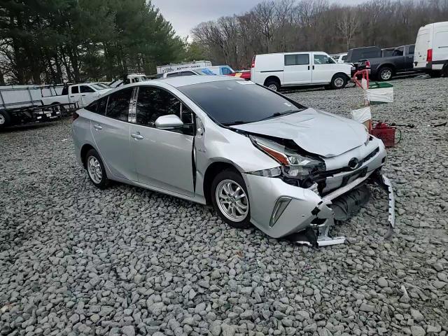 2019 Toyota Prius - Image 10