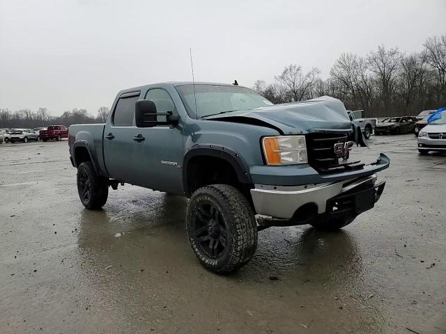 2010 GMC Sierra - Image 10