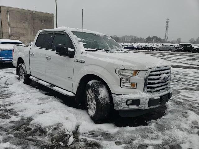 2015 Ford F-150 - Image 10