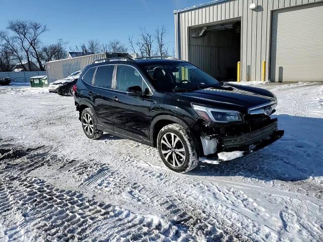 2021 Subaru Forester - Image 15