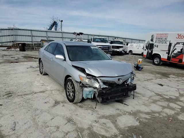 2011 Toyota Camry - Image 11