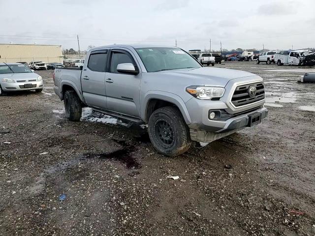 2019 Toyota Tacoma - Image 11
