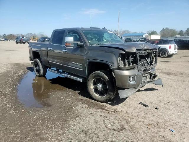 2015 GMC Sierra - Image 10