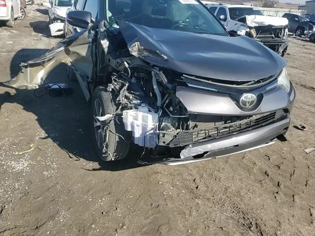 2018 Toyota RAV 4 - Image 11