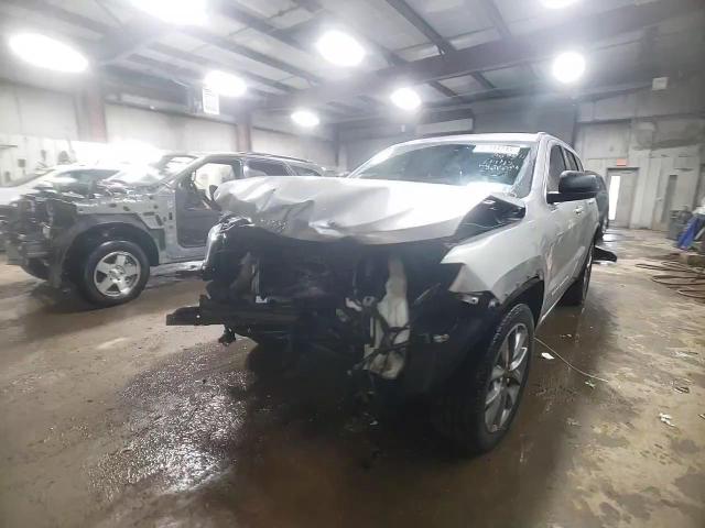 2015 Jeep Grand Cherokee - Image 14