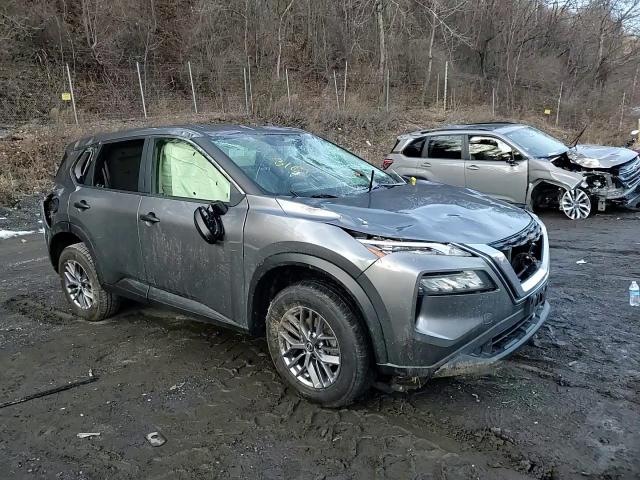 2021 Nissan Rogue - Image 11