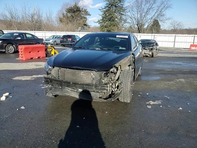 2015 Ford Taurus - Image 11