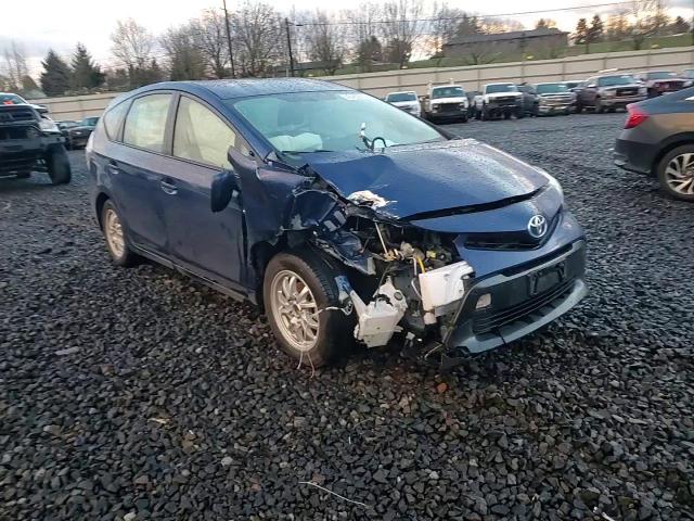 2016 Toyota Prius - Image 11