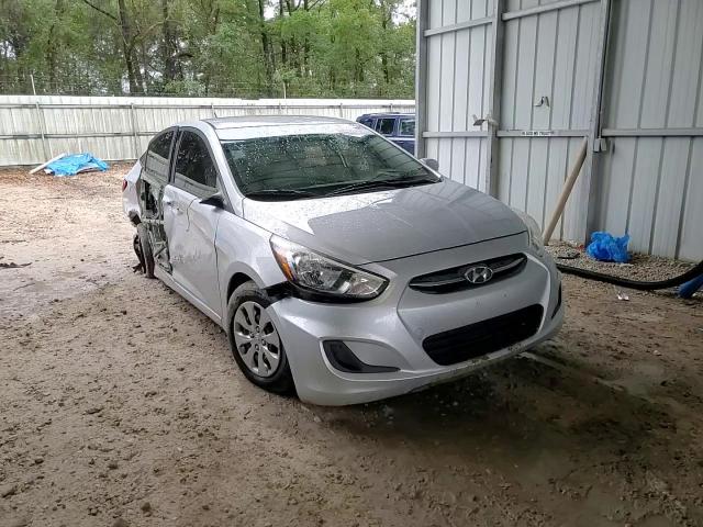 2017 Hyundai Accent - Image 11