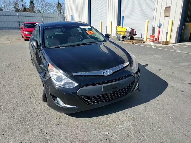 2012 Hyundai Sonata - Image 10
