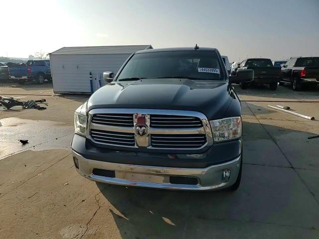2016 RAM 1500 - Image 14